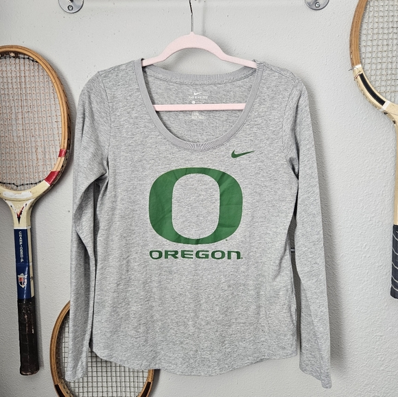 Nike Long Sleeve Tee Shirt Oregon Ducks Sz M - Picture 1 of 4
